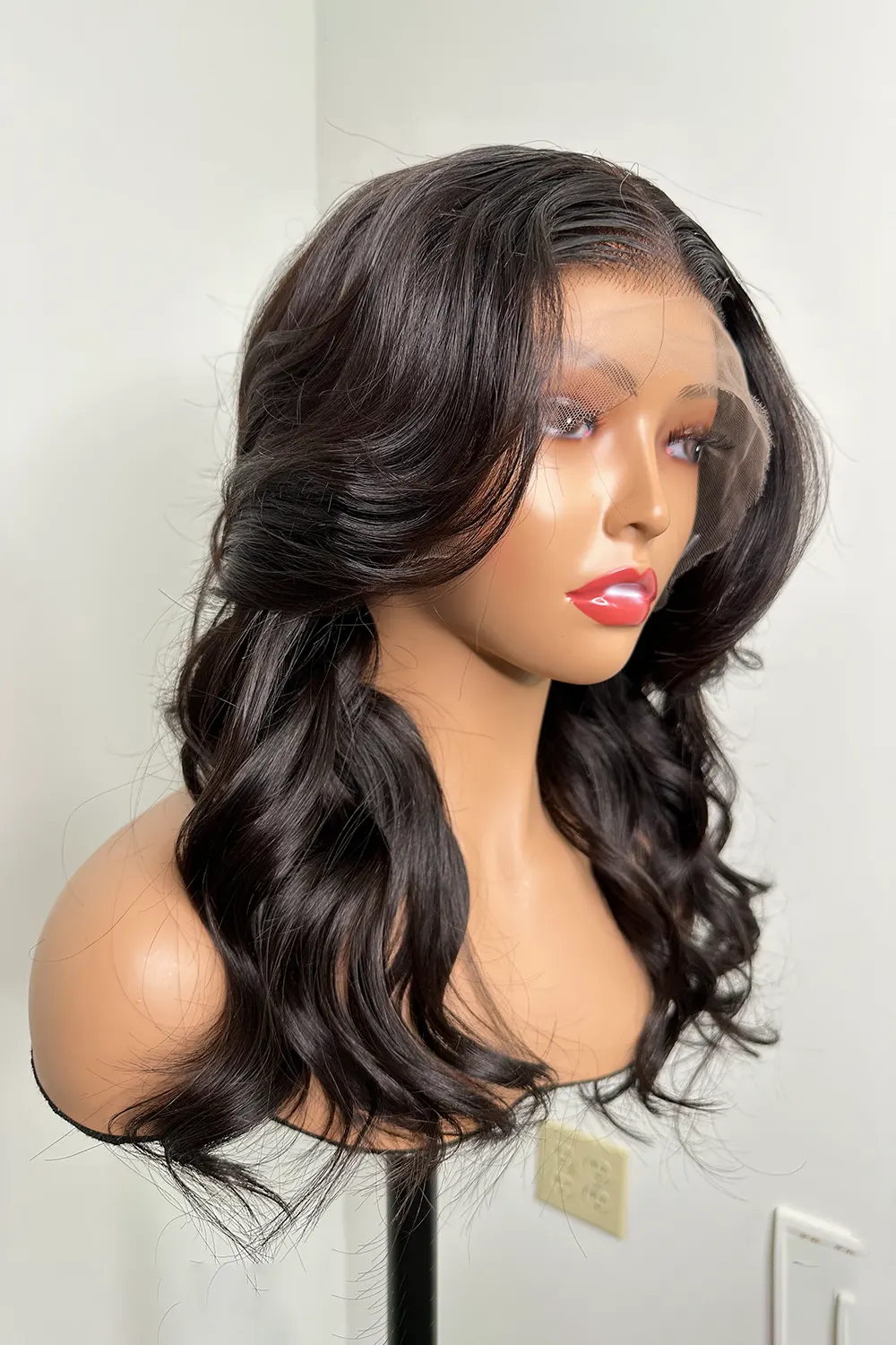 Designer Wigs-Body Wave Undetectable Glueless 13x6 Lace Closure Wig - Image 4